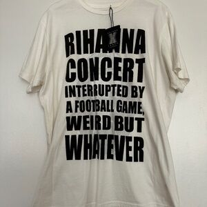 RIHANNA/FENTY LVII Surprise SUPER BOWL T-SHIRT - SIZE L - NEVER WORN
